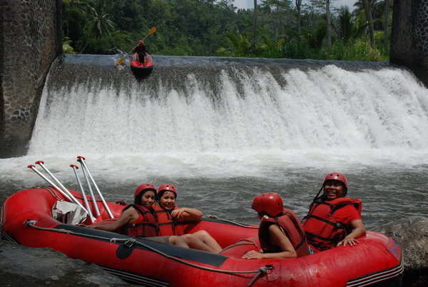 Sungai Telaga Waja@baliraftingmurah.com..'